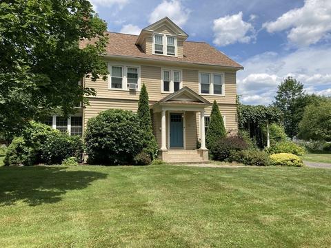 36 Maple Rd, Longmeadow, MA 01106 photo 2