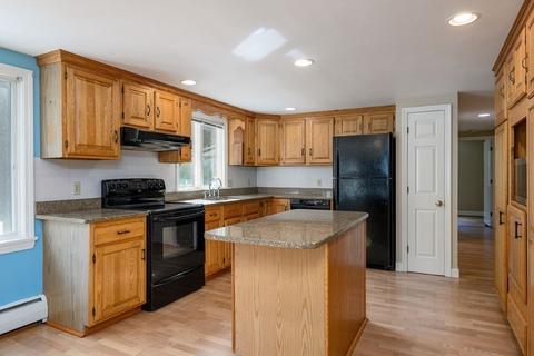 599 Main St, Barnstable, MA 02635 photo 12