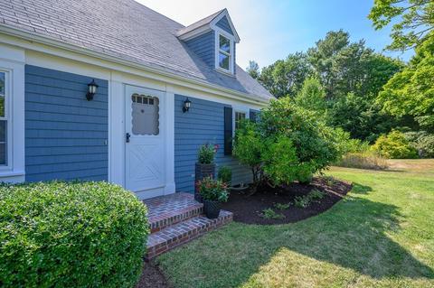 599 Main St, Barnstable, MA 02635 photo 6