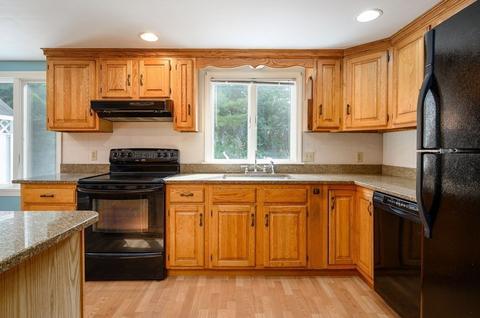 599 Main St, Barnstable, MA 02635 photo 11