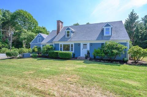 599 Main St, Barnstable, MA 02635 photo 4