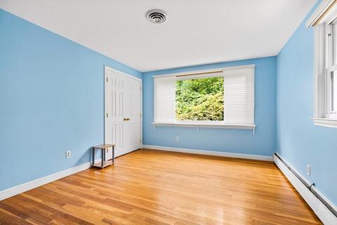 59 Cushing St, Hingham, MA 02043 photo 10
