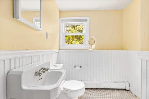 59 Cushing St, Hingham, MA 02043 photo 18