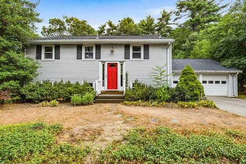 59 Cushing St, Hingham, MA 02043 photo 1
