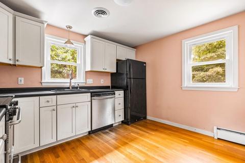 59 Cushing St, Hingham, MA 02043 photo 8