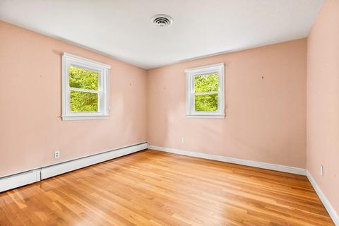 59 Cushing St, Hingham, MA 02043 photo 11