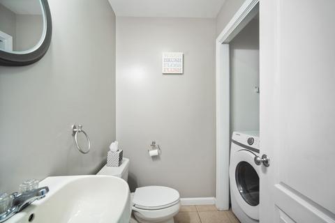 14 Naismith Pl, Springfield, MA 01104 photo 16
