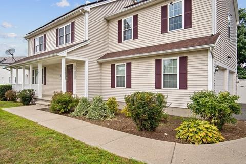14 Naismith Pl, Springfield, MA 01104 photo 2