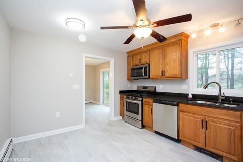 5 Marks Way, Franklin, MA 02038 photo 6