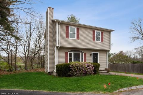 5 Marks Way, Franklin, MA 02038 photo 2
