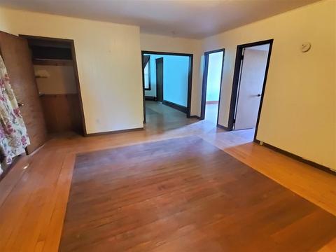 1132 County St, Fall River, MA 02723 photo 5