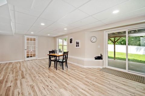 52 Morgan Cir, Chicopee, MA 01013 photo 21