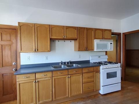 425 Anthony St, Fall River, MA 02721 photo 3