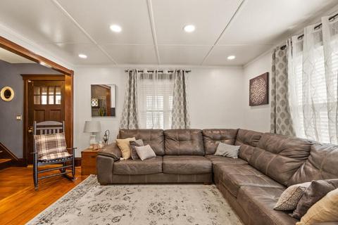 76 Clark St, Lynn, MA 01902 photo 8