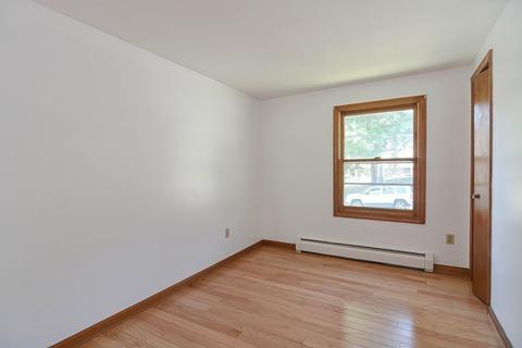 49 Hadwen Rd, Worcester, MA 01602 photo 13