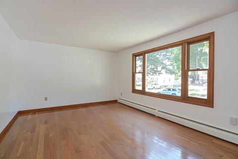 49 Hadwen Rd, Worcester, MA 01602 photo 4
