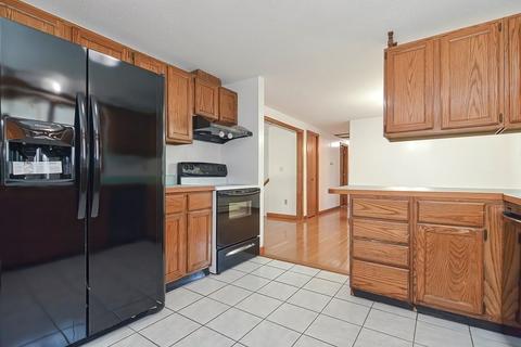 49 Hadwen Rd, Worcester, MA 01602 photo 7