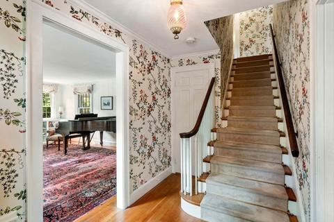 60 Windsor Rd, Wellesley, MA 02481 photo 5