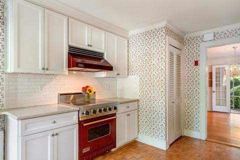 60 Windsor Rd, Wellesley, MA 02481 photo 10