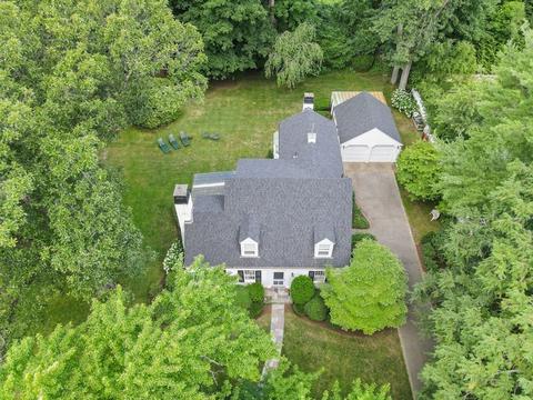60 Windsor Rd, Wellesley, MA 02481 photo 1