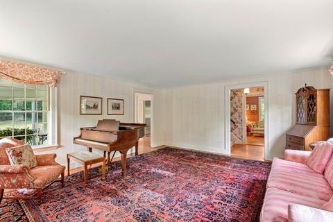 60 Windsor Rd, Wellesley, MA 02481 photo 8