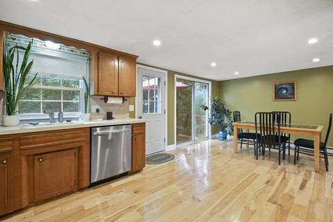 12 Malden Dr, Webster, MA 01570 photo 6
