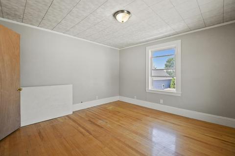 20 Roundy St, Beverly, MA 01915 photo 23