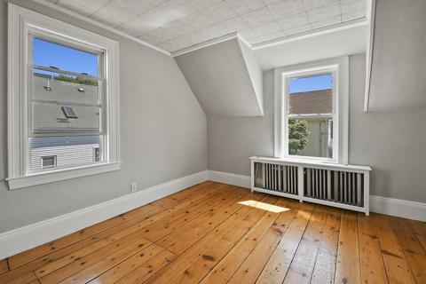 20 Roundy St, Beverly, MA 01915 photo 24