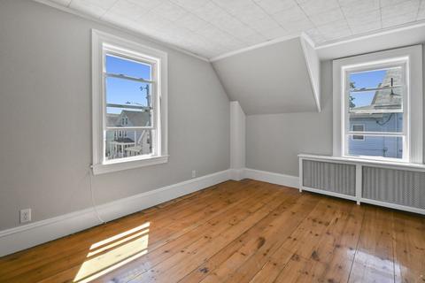 20 Roundy St, Beverly, MA 01915 photo 27