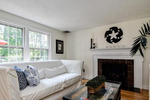 24 Chickering Dr, Dover, MA 02030 photo 5