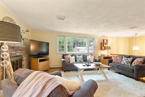17 Deborah Dr, Reading, MA 01867 photo 13