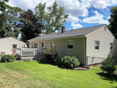 38 Dewitt St, Springfield, MA 01129 photo 5
