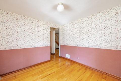 72 Donbray Rd, Springfield, MA 01119 photo 19