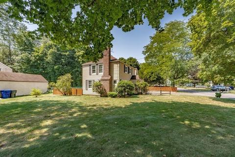 72 Donbray Rd, Springfield, MA 01119 photo 3