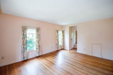 2017 Parker St, Springfield, MA 01128 photo 18