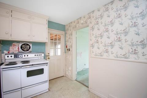 2017 Parker St, Springfield, MA 01128 photo 11