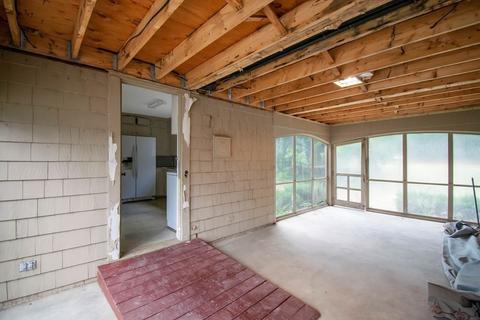 2017 Parker St, Springfield, MA 01128 photo 15