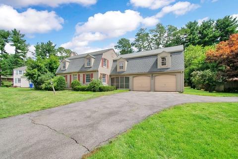 2017 Parker St, Springfield, MA 01128 photo 3