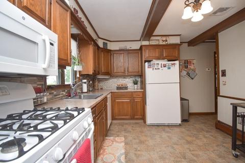 190 Arthur St, Springfield, MA 01104 photo 9
