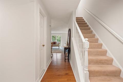 1 Oak Ridge Dr #2, Maynard, MA 01754 photo 2