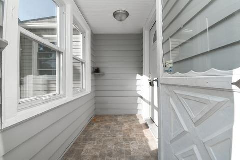 1392 Bay St, Springfield, MA 01109 photo 32