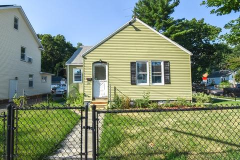 1392 Bay St, Springfield, MA 01109 photo 2