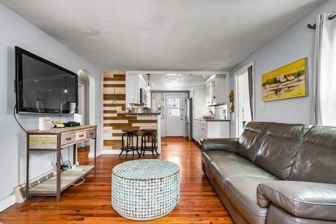 13 E St, Hull, MA 02045 photo 3