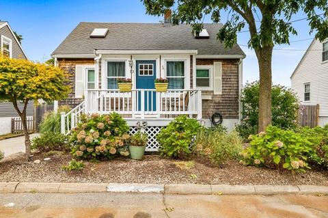 13 E St, Hull, MA 02045 photo 1
