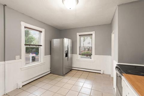 22 Maple St, Attleboro, MA 02703 photo 10