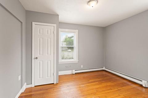 22 Maple St, Attleboro, MA 02703 photo 14