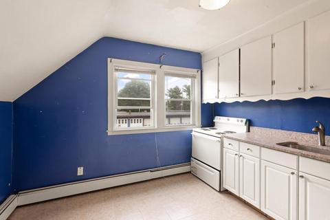 22 Maple St, Attleboro, MA 02703 photo 12