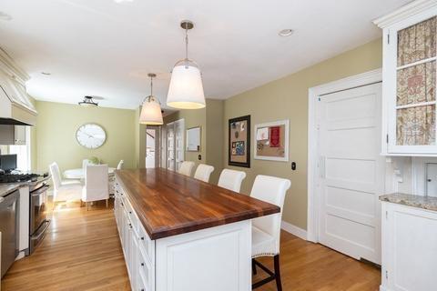 33 Colony Rd, Springfield, MA 01106 photo 16