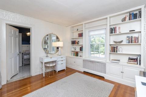 33 Colony Rd, Springfield, MA 01106 photo 22