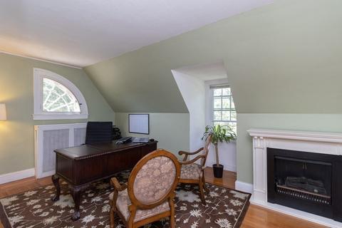 33 Colony Rd, Springfield, MA 01106 photo 25
